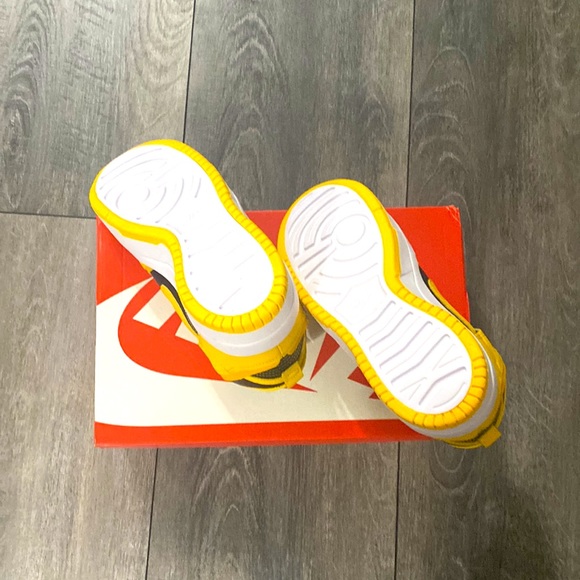 WMNS NIKE DUNK HIGH UP - Picture 10 of 11